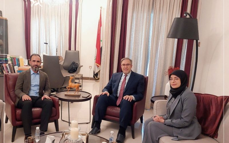PSDIraq delegation confers with Dr. ‪Luay Al Khatteeb